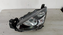 Laden Sie das Bild in den Galerie-Viewer, Frontscheinwerfer Mazda 2 DB5J-51040 LED Links Scheinwerfer Headlight SCH1388083635yu