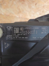 Laden Sie das Bild in den Galerie-Viewer, Frontscheinwerfer Audi 1090025 110198000083A941036C LED Rechts Headlight SCH1394415162ot