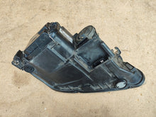 Load image into Gallery viewer, Frontscheinwerfer Seat Exeo 3R1941007 Xenon Links Scheinwerfer Headlight SCH1394432131oq