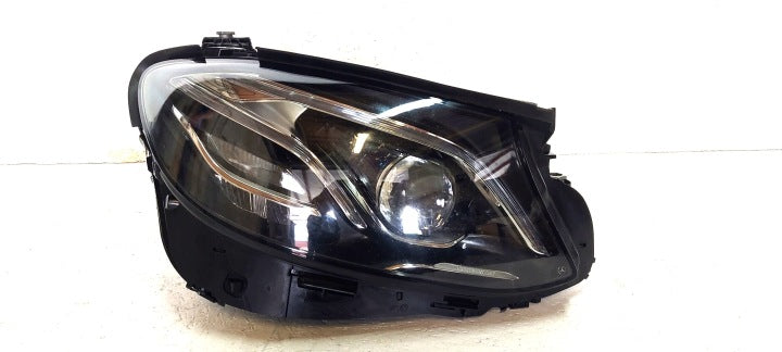 Frontscheinwerfer Mercedes-Benz W213 A2139067606 LED Rechts Headlight SCH1397647541rn