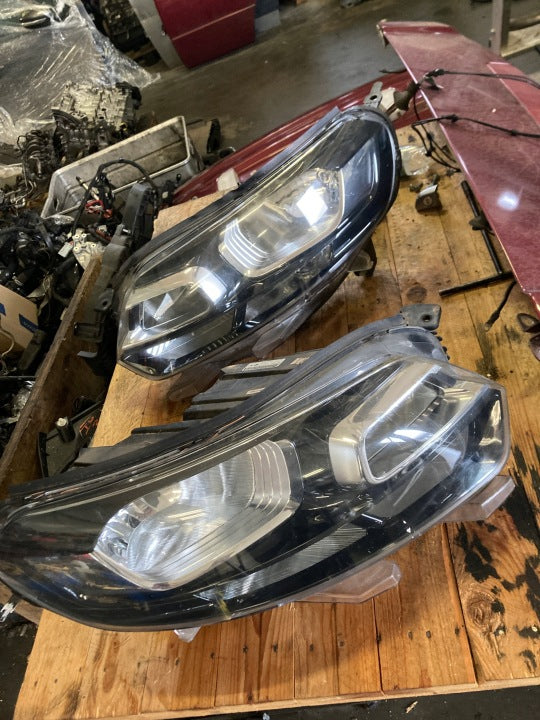 Frontscheinwerfer Citroën Jumpy 9898765321 Ein Satz Scheinwerfer Headlight SCH1403047681ol
