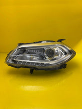 Laden Sie das Bild in den Galerie-Viewer, Frontscheinwerfer Suzuki Sx4 S-Cross 100-17735 Xenon Links Headlight SCH1403972296sm