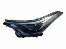 Laden Sie das Bild in den Galerie-Viewer, Frontscheinwerfer Toyota C-Hr 81150F4170 Links Scheinwerfer Headlight SCH1404526388hi
