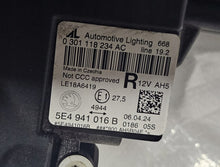 Laden Sie das Bild in den Galerie-Viewer, Frontscheinwerfer Skoda Octavia IV 5E4941016B Full LED Rechts Headlight SCH1405108439kx