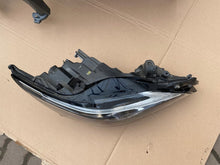 Laden Sie das Bild in den Galerie-Viewer, Frontscheinwerfer Lexus Ct 76-29 Rechts Scheinwerfer Headlight SCH1405306231og