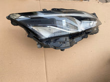 Laden Sie das Bild in den Galerie-Viewer, Frontscheinwerfer Lexus Ct 76-29 Rechts Scheinwerfer Headlight SCH1405306231og