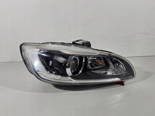 Laden Sie das Bild in den Galerie-Viewer, Frontscheinwerfer Volvo V60 31420254 Rechts Scheinwerfer Headlight SCH1406440836xn