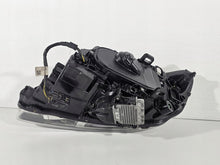 Laden Sie das Bild in den Galerie-Viewer, Frontscheinwerfer Volvo V60 31420254 Rechts Scheinwerfer Headlight SCH1406440836xn