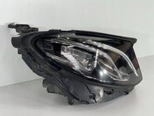 Laden Sie das Bild in den Galerie-Viewer, Frontscheinwerfer Mercedes-Benz W213 A2139064004K LED Rechts Headlight SCH1417001592ju