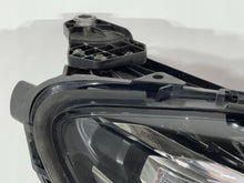 Laden Sie das Bild in den Galerie-Viewer, Frontscheinwerfer Mercedes-Benz W213 A2139064004K LED Rechts Headlight SCH1417001592ju