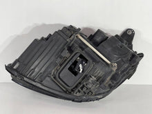 Laden Sie das Bild in den Galerie-Viewer, Frontscheinwerfer Mercedes-Benz W213 A2139064004K LED Rechts Headlight SCH1417001592ju