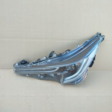 Laden Sie das Bild in den Galerie-Viewer, Frontscheinwerfer Toyota Corolla 81150-02S70 LED Links Scheinwerfer Headlight SCH1423736523li