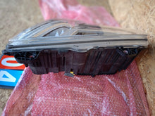 Laden Sie das Bild in den Galerie-Viewer, Frontscheinwerfer Volvo I 23752678 Rechts Scheinwerfer Headlight SCH1427029543gj