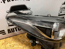 Laden Sie das Bild in den Galerie-Viewer, Frontscheinwerfer Mazda III BHR351030 Rechts Scheinwerfer Headlight SCH1430852781wg