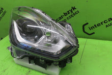 Laden Sie das Bild in den Galerie-Viewer, Frontscheinwerfer Suzuki Swift I W2966 LED Rechts Scheinwerfer Headlight SCH1434098734pc