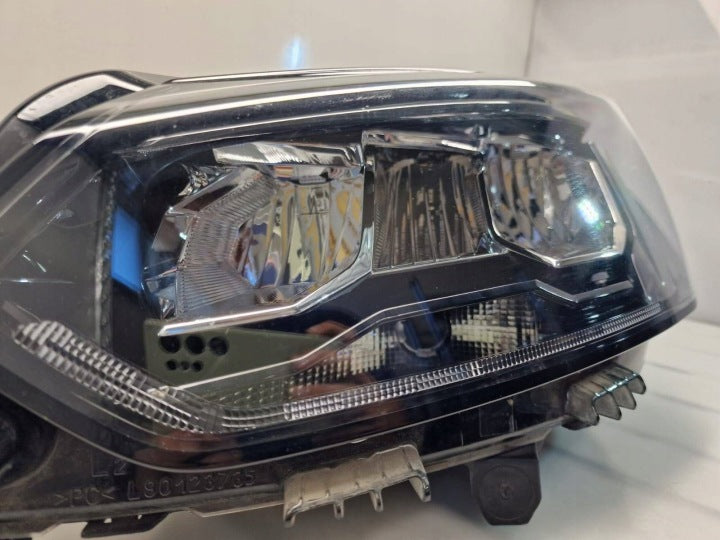 Frontscheinwerfer Peugeot 2008 II 73312209 9833036380 Links Headlight SCH1435016152nt