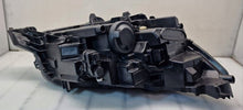 Laden Sie das Bild in den Galerie-Viewer, Frontscheinwerfer Peugeot 2008 II 73312209 9833036380 Links Headlight SCH1435016152nt