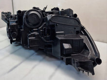 Laden Sie das Bild in den Galerie-Viewer, Frontscheinwerfer Peugeot 2008 II 73312209 9833036380 Links Headlight SCH1435016152nt