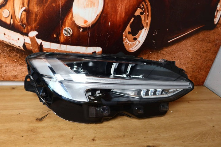 Frontscheinwerfer Volvo V90 3234246555 Rechts Scheinwerfer Headlight SCH1440220912ia