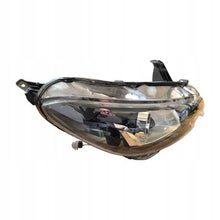 Laden Sie das Bild in den Galerie-Viewer, Frontscheinwerfer Ligier Js50 90144086 Rechts Scheinwerfer Headlight SCH1440470981vd