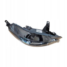 Laden Sie das Bild in den Galerie-Viewer, Frontscheinwerfer Ligier Js50 90144086 Rechts Scheinwerfer Headlight SCH1440470981vd