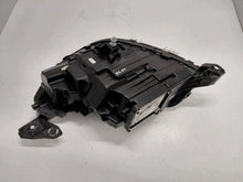 Laden Sie das Bild in den Galerie-Viewer, Frontscheinwerfer Peugeot II 208 9850598580 9850597780 Ein Satz Headlight SCH1443763109pn