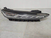 Laden Sie das Bild in den Galerie-Viewer, Frontscheinwerfer BMW Kona 92208 J9000 Rechts Scheinwerfer Headlight SCH1461224438qw