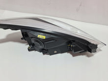 Laden Sie das Bild in den Galerie-Viewer, Frontscheinwerfer Ford Fiesta I H1BB-13W030-AG H1BB-13W030 Xenon Links Headlight SCH1470804194lt