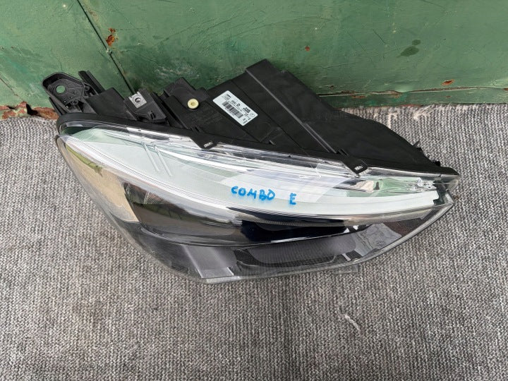 Frontscheinwerfer Opel E Combo 90145300 Rechts Scheinwerfer Headlight SCH1483100054ka