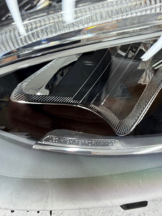 Frontscheinwerfer Mercedes-Benz W246 A2469066101 Links Scheinwerfer Headlight SCH1483698391af