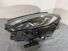 Laden Sie das Bild in den Galerie-Viewer, Frontscheinwerfer Mercedes-Benz W247 A2479063505 LED Links Headlight SCH1487016859ue