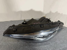 Laden Sie das Bild in den Galerie-Viewer, Frontscheinwerfer Mercedes-Benz W247 A2479063505 LED Links Headlight SCH1487016859ue