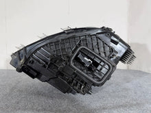 Laden Sie das Bild in den Galerie-Viewer, Frontscheinwerfer Mercedes-Benz W247 A2479063505 LED Links Headlight SCH1487016859ue