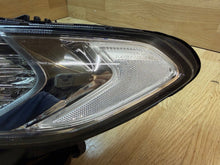 Laden Sie das Bild in den Galerie-Viewer, Frontscheinwerfer Ford Mondeo ES7313W030GD 89912873L90185155 Links Headlight SCH1487146646if