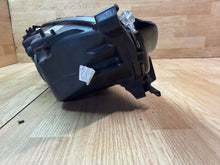 Laden Sie das Bild in den Galerie-Viewer, Frontscheinwerfer Ford Mondeo ES7313W030GD 89912873L90185155 Links Headlight SCH1487146646if
