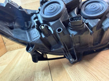 Laden Sie das Bild in den Galerie-Viewer, Frontscheinwerfer Ford Mondeo ES7313W030GD 89912873L90185155 Links Headlight SCH1487146646if