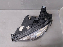 Laden Sie das Bild in den Galerie-Viewer, Frontscheinwerfer Mercedes-Benz W213 A2139062506 Links Scheinwerfer Headlight SCH1488682209mx