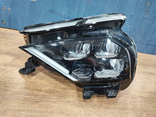 Laden Sie das Bild in den Galerie-Viewer, Frontscheinwerfer Citroën C4 III 9830649480 73243669 LED Links Headlight SCH1490127405uz