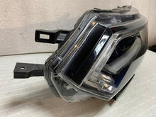 Laden Sie das Bild in den Galerie-Viewer, Frontscheinwerfer Nissan Qashqai I J11 100-19011 Full LED Links Headlight SCH1490836195wf