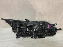 Laden Sie das Bild in den Galerie-Viewer, Frontscheinwerfer Nissan Qashqai I J11 100-19011 Full LED Links Headlight SCH1490836195wf