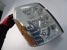 Laden Sie das Bild in den Galerie-Viewer, Frontscheinwerfer Cadillac Escalade 25809364 Rechts Scheinwerfer Headlight SCH1512427969ej