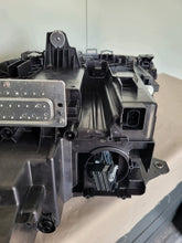 Laden Sie das Bild in den Galerie-Viewer, Frontscheinwerfer BMW X1 5A9A228-02 LED Rechts Scheinwerfer Headlight SCH1512997824ok