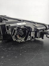 Laden Sie das Bild in den Galerie-Viewer, Frontscheinwerfer Skoda Scala 657941015A LED Links Scheinwerfer Headlight SCH1514370597ok