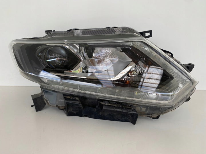 Frontscheinwerfer Nissan X Trail X-Trail I T32MM Rechts Scheinwerfer Headlight SCH1517681860nd