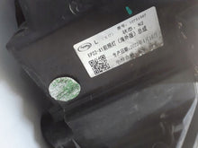 Laden Sie das Bild in den Galerie-Viewer, Frontscheinwerfer Mg 10751567 Links Scheinwerfer Headlight SCH1518430860bh