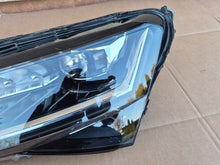 Laden Sie das Bild in den Galerie-Viewer, Frontscheinwerfer Skoda Superb III 3V1941015E Links Scheinwerfer Headlight SCH1518680024ye