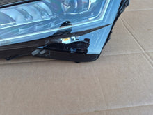 Laden Sie das Bild in den Galerie-Viewer, Frontscheinwerfer Skoda Superb III 3V1941015E Links Scheinwerfer Headlight SCH1518680024ye
