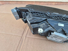 Laden Sie das Bild in den Galerie-Viewer, Frontscheinwerfer Skoda Superb III 3V1941015E Links Scheinwerfer Headlight SCH1518680024ye