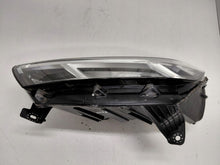 Laden Sie das Bild in den Galerie-Viewer, Frontscheinwerfer Dacia Sandero III Logan 260607161R Links Headlight SCH1518981524ip