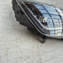 Load image into Gallery viewer, Frontscheinwerfer Seat Leon 5F1941008 Rechts Scheinwerfer Headlight SCH1538010696ha
